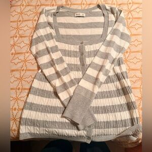EUC Hollister striped grey and white knit babydoll top, size L
